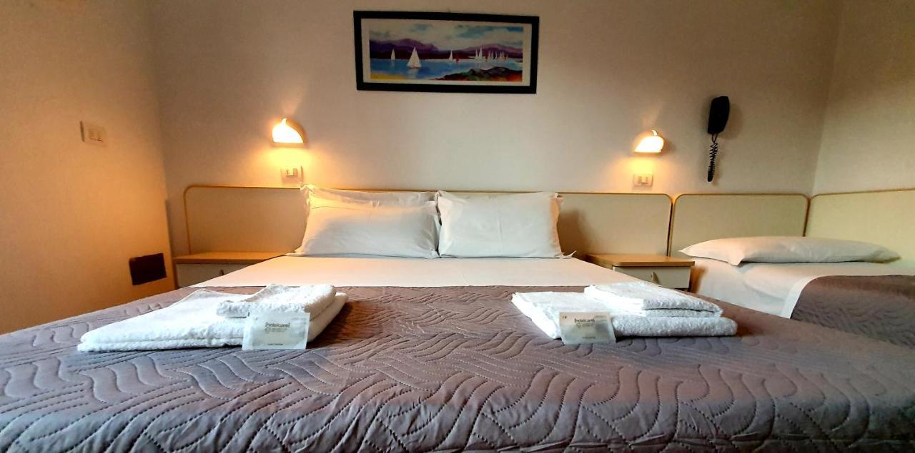 Lively Hotel Bellaria-Igea Marina Exterior foto