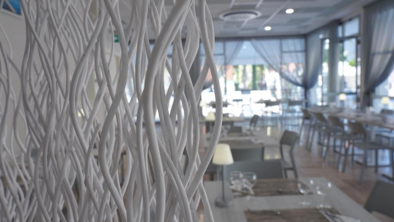 Lively Hotel Bellaria-Igea Marina Exterior foto
