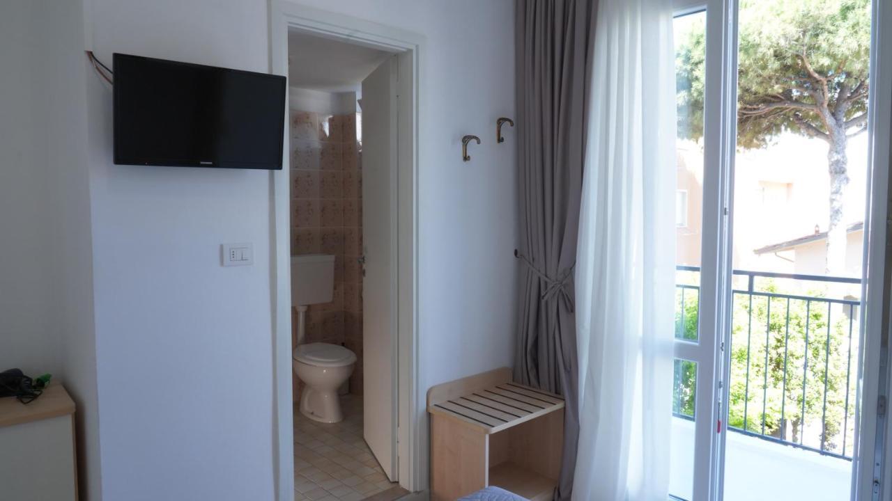 Lively Hotel Bellaria-Igea Marina Exterior foto